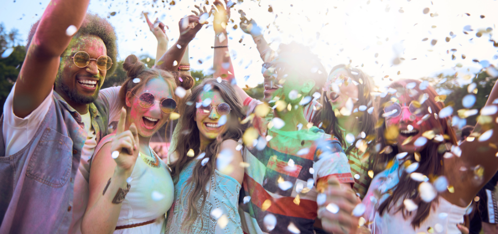 How to Stay Hydrated Through Festival Madness (Without Skipping a Beat)