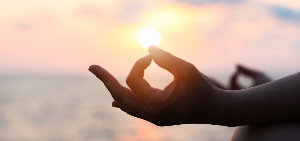 Sip, Breathe, Repeat: Why Mizu Lab Electrolytes Belong in Your Meditation Routine
